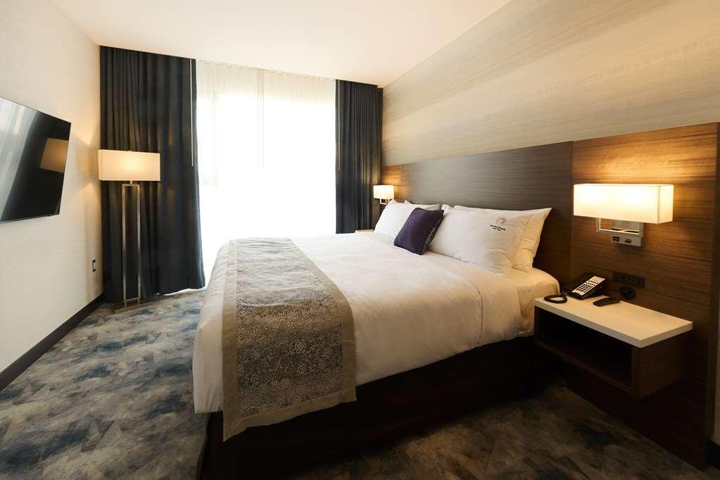 Pickering Casino Resort Room photo